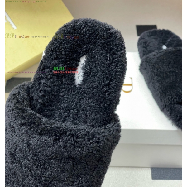  * þ   26TR25102295-2