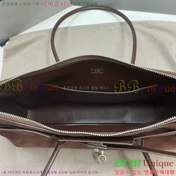 #߷þư   ĳ 70582450-4