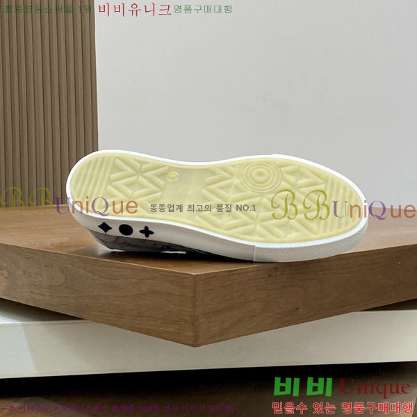  ̺  L896661-4