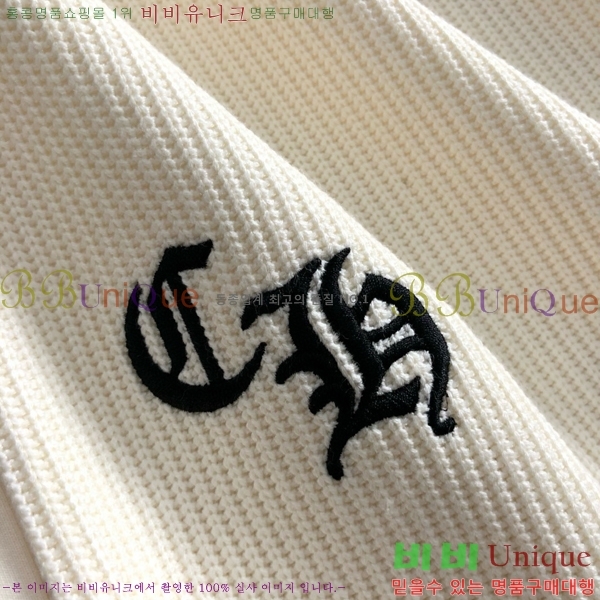  ũ  C814267