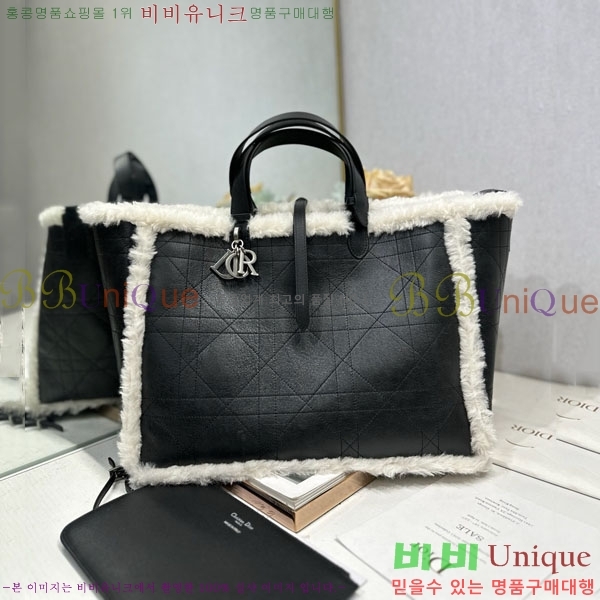 #  þ   M2820-900