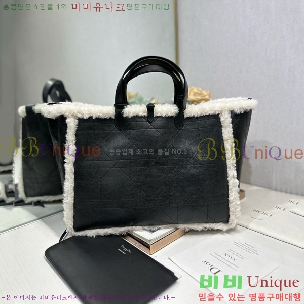 #  þ   M2820-900