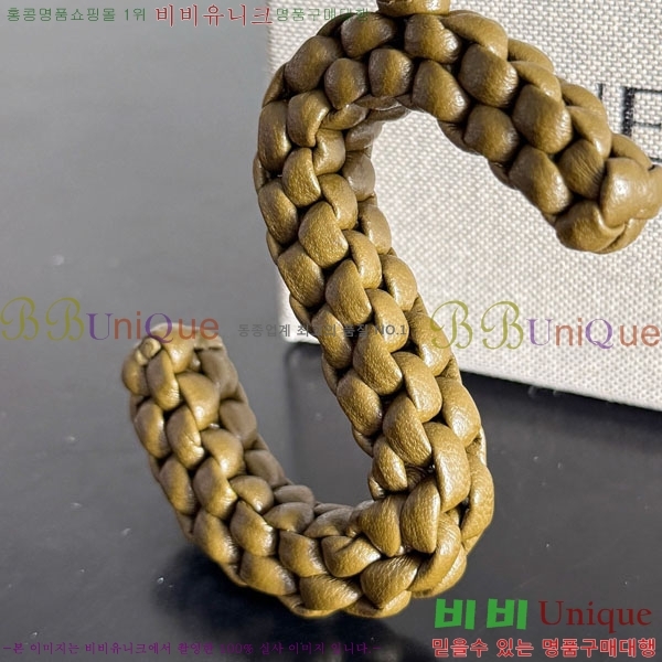 #װŸ  S  844672-119