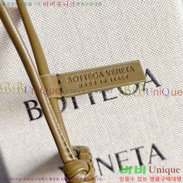 #װŸ  F  844672-106