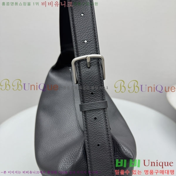 #ο 𝐈𝐬𝐚 ̻ 1852-102 