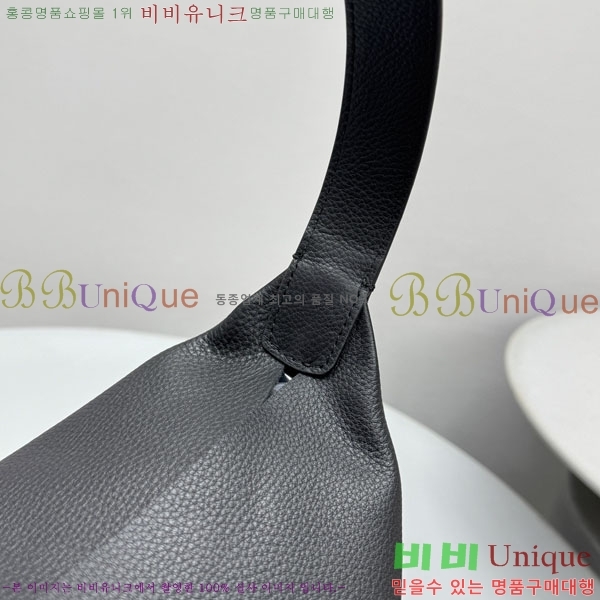 #ο 𝐈𝐬𝐚 ̻ 1852-102 