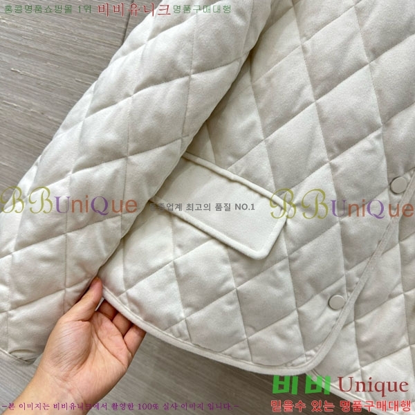  η** ٿ е LP1453408-11