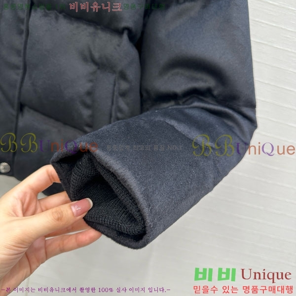  η** ٿ е LP1453408-18