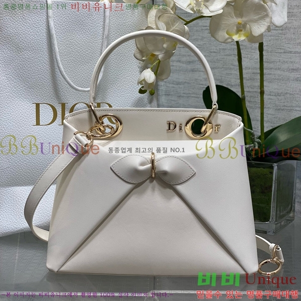 # ٺ  žڵ M0737-103