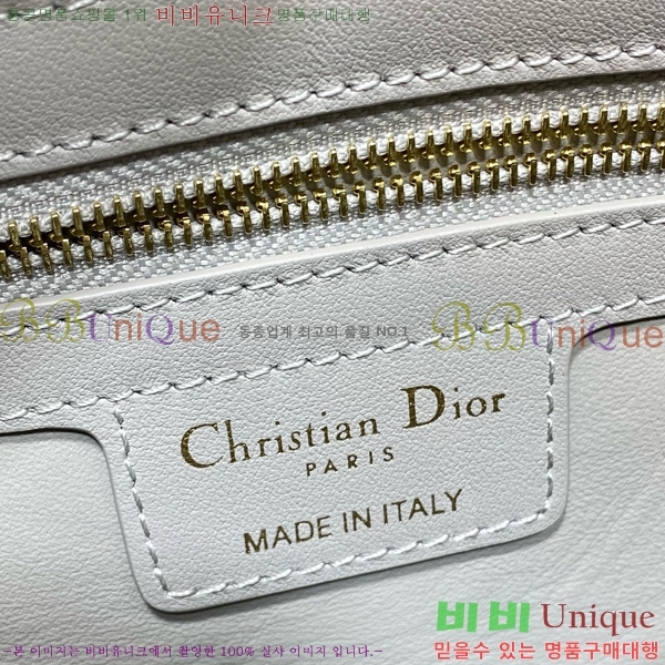 # ٺ  žڵ M0737-106