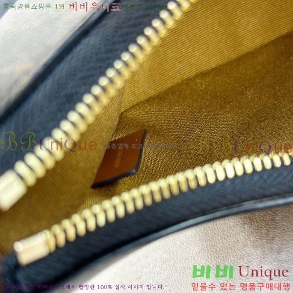 # Ʈ ƹٹ 114493-3001