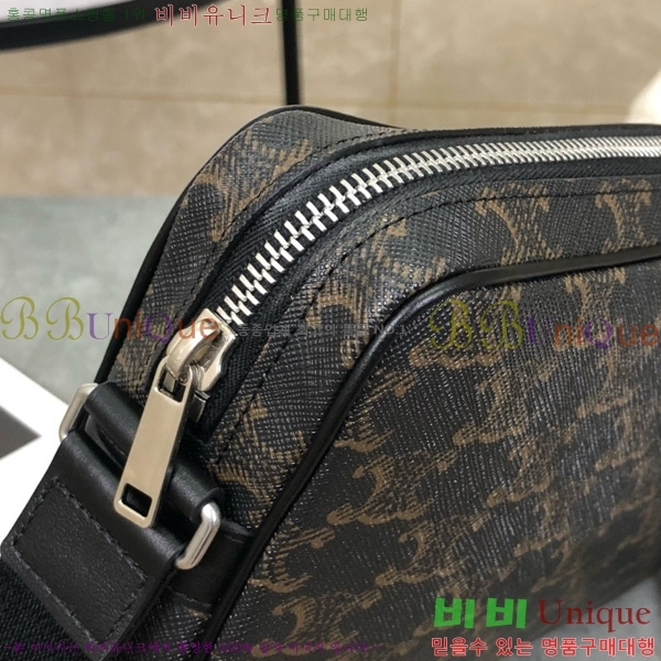 # Ʈ ޽ ũν 197202-3001