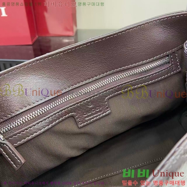 # GG  ̵  850676-103