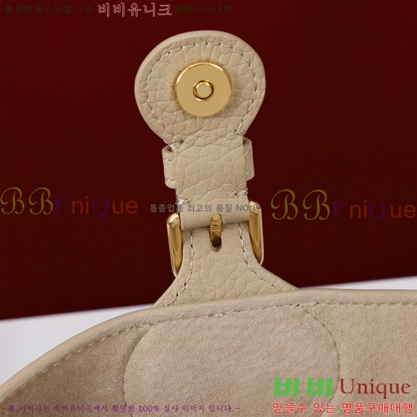 # ٺ BOBBY ̵ M9337-202