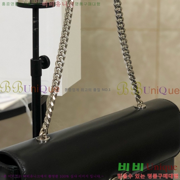 # Ʈ üι 197413-1002