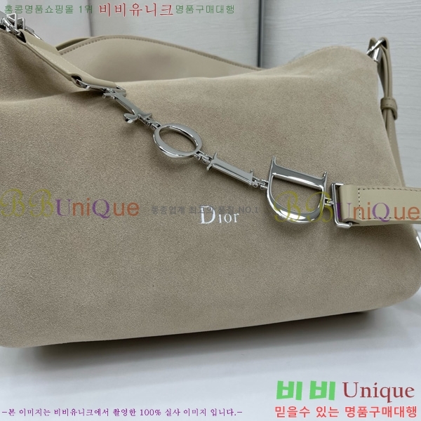 # ʼ ش JONATHAN ANDERSON ȣ M856324-3