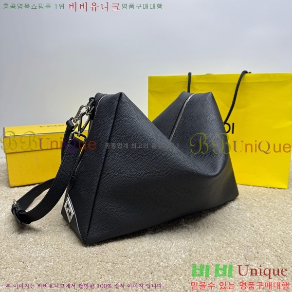 #  ΰ     7VA667-102