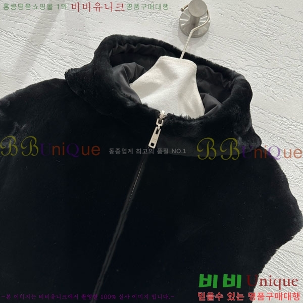    þ    PAD23402-10