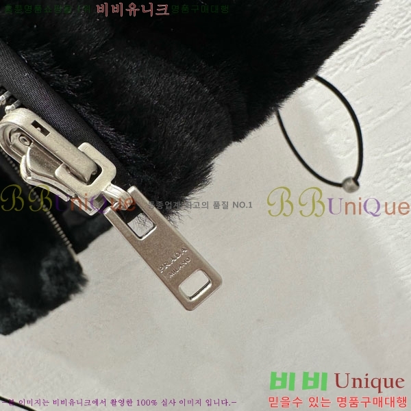    þ    PAD23402-10