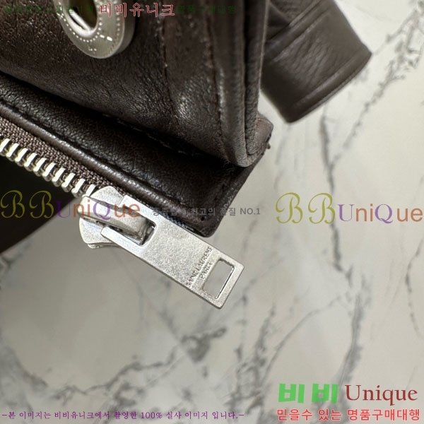  ζ 簡  YS42342304-5