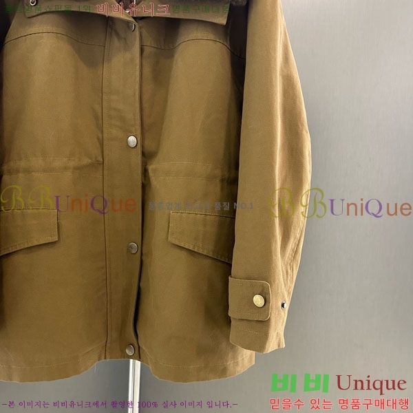  ** ٿ е MAX324301-4