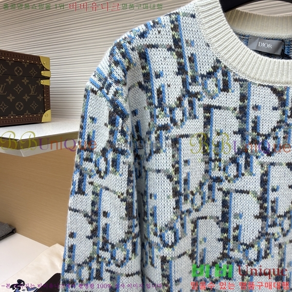  * ũ ũ  22DR2511192-1