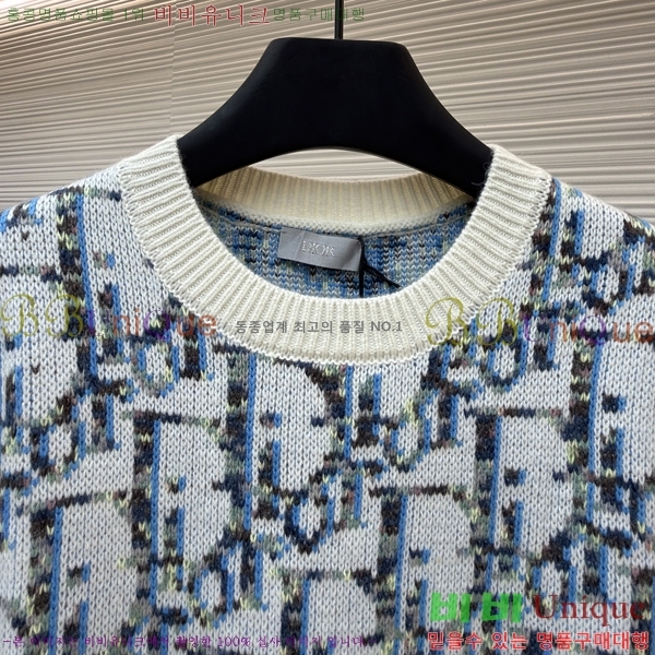  * ũ ũ  22DR2511192-1