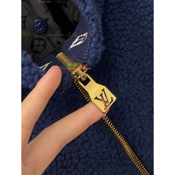  * þ   31LV2511261-1