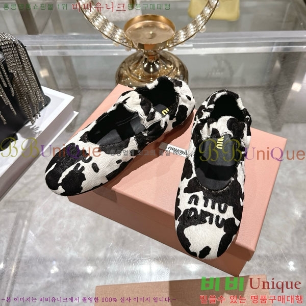  ̿̿ ÷ 28MU902304-1