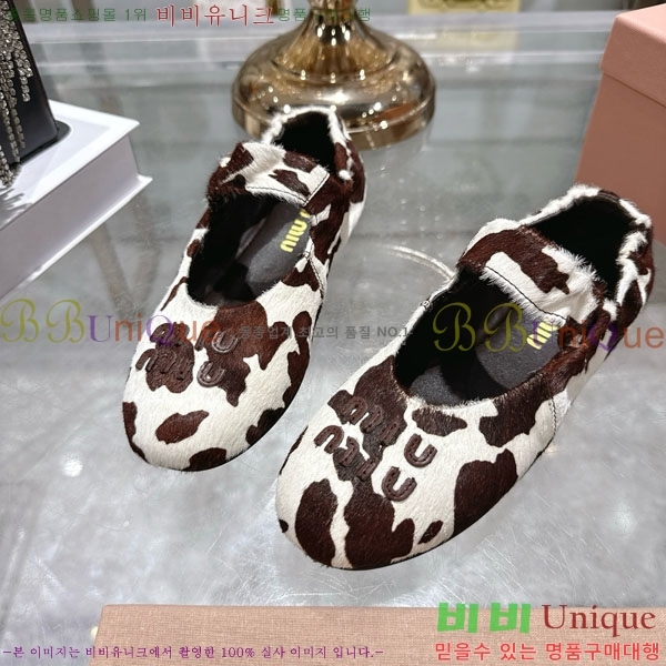  ̿̿ ÷ 28MU902304-2