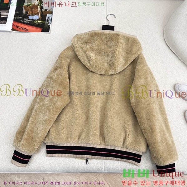  η**  þ   LP33345086-11