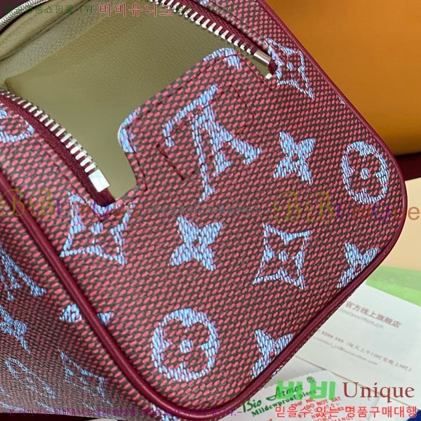 #̺ ̴  ŰƮ Ŭġ M27158-102