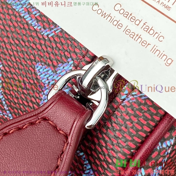 #̺ ̴  ŰƮ Ŭġ M27158-102