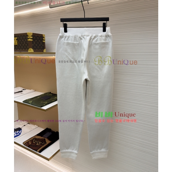   򸮴  24D121680901-2